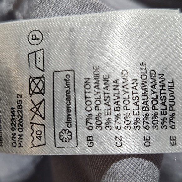 H&M mini Swiss dot long sleeve button up blouse - Picture 7 of 7